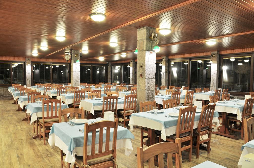 Assos Park Hotel Bagian luar foto