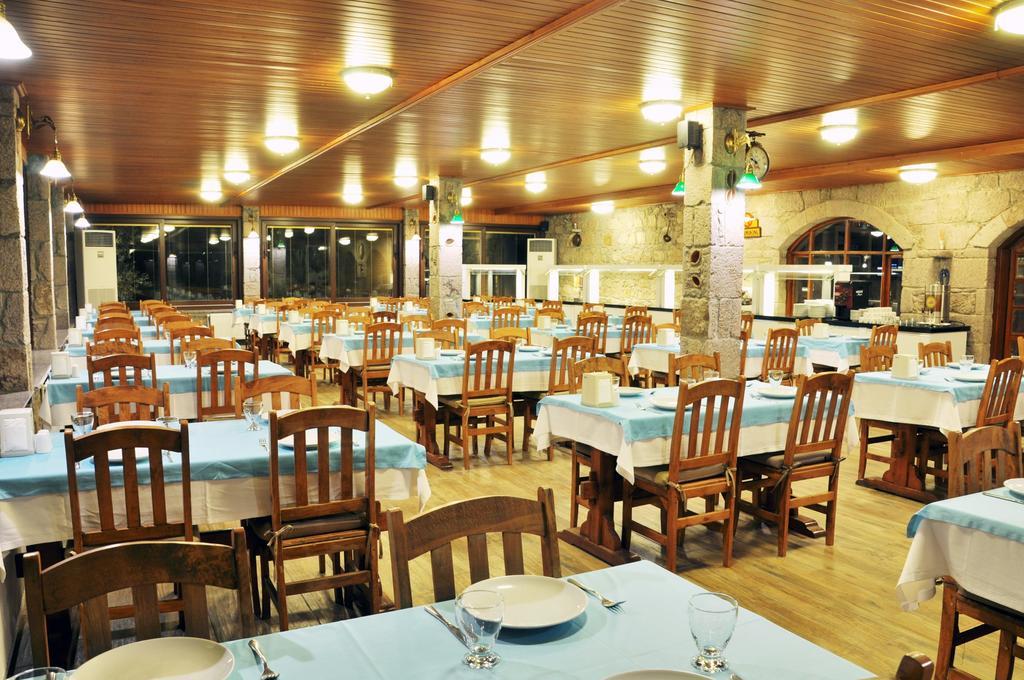 Assos Park Hotel Bagian luar foto